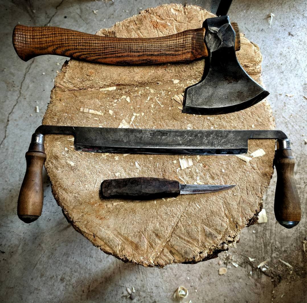 Тот, кто так любит свое ремесло, не может быть шарлатаном.