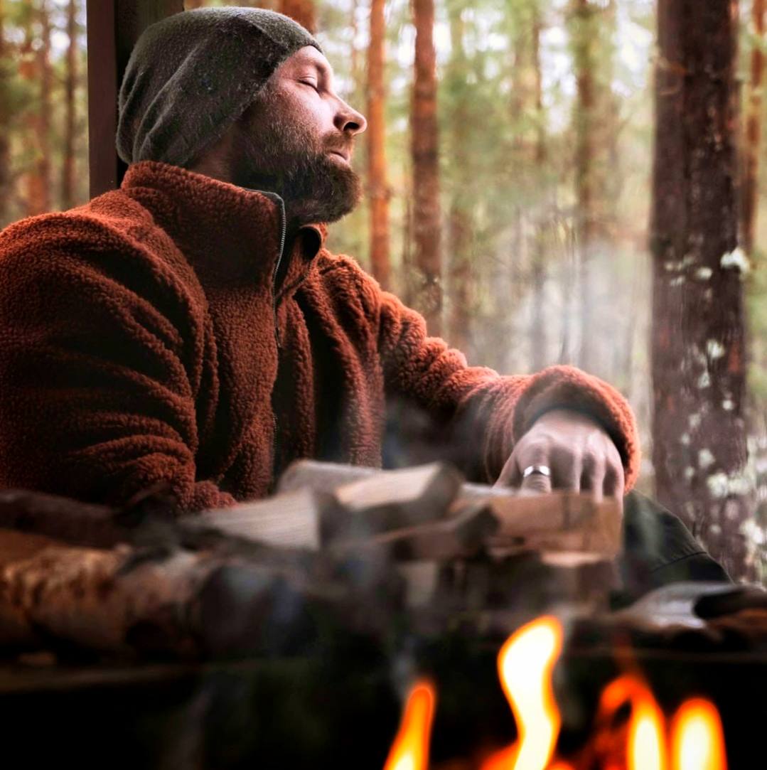 Люди постоянно ищут для себя какое-нибудь прибежище: домик в сельской местности, на морском берегу...