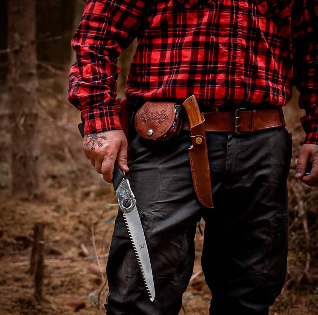 Люди всегда разрушают то, что любят больше всего.