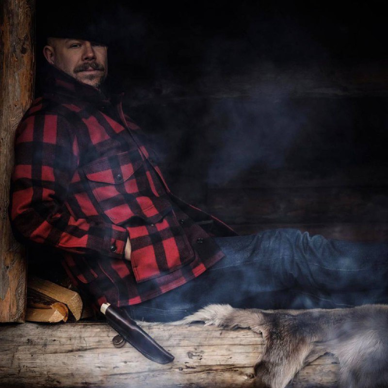 Знаешь, в чем твоя проблема? Ты все ждешь от людей, что они перестанут быть такими, какие они есть.