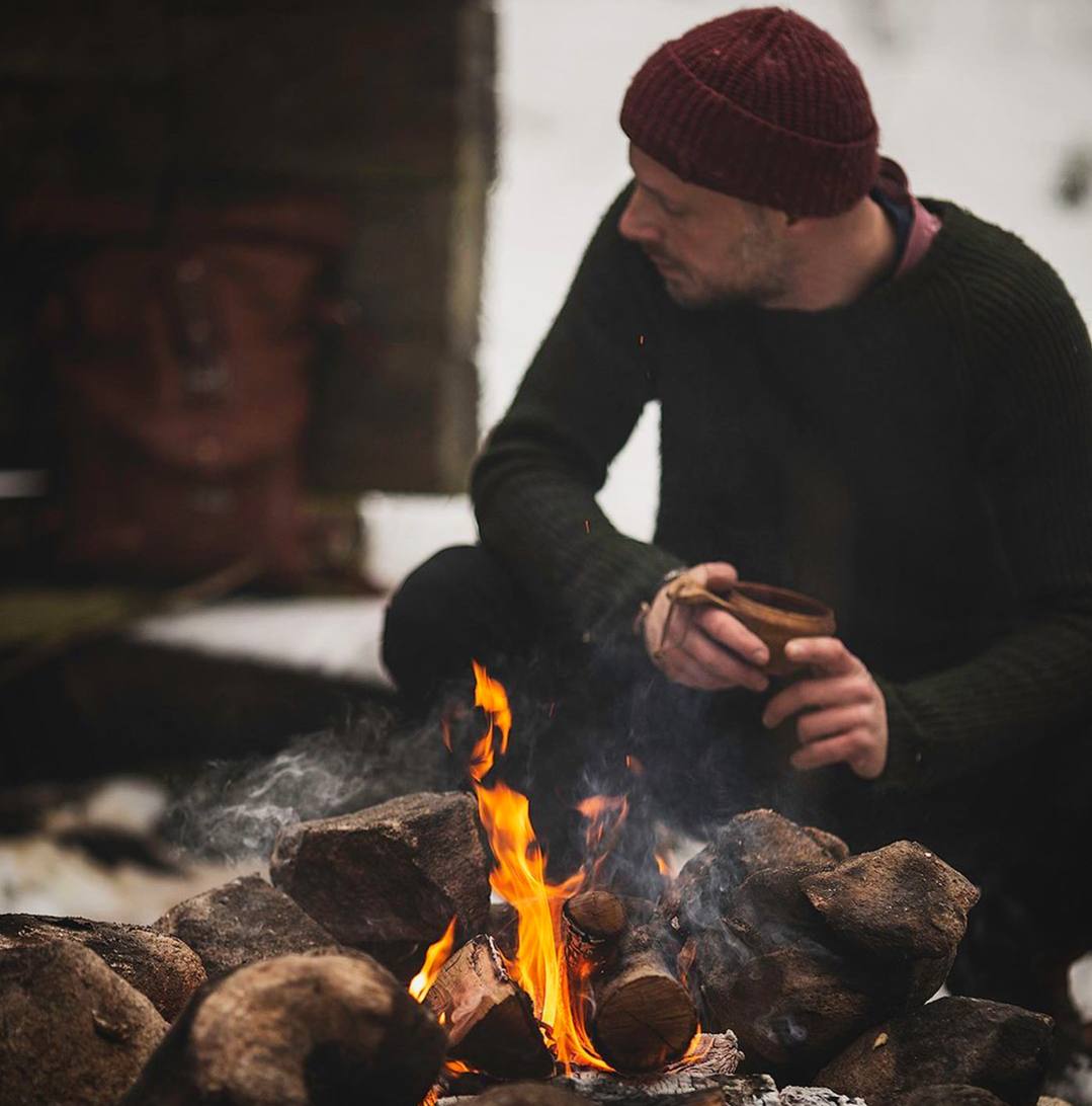 Как бы хорошо было, если бы каким-нибудь волшебством или чудом совершенно забыть всё, что было,...