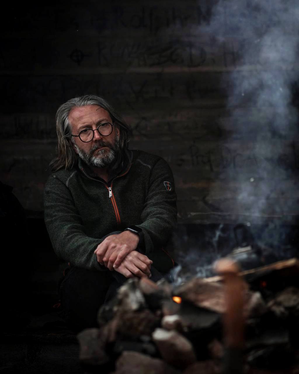 Лучше быть мрачным собой, чем весёлой копией чужой жизни. Олдос Леонард Хаксли